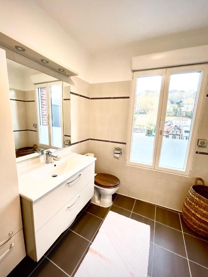 Etretat: Agreable Maison De Ville Kültér fotó